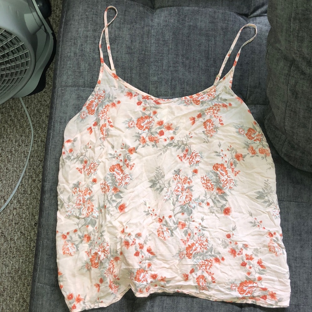 Flowy Tank